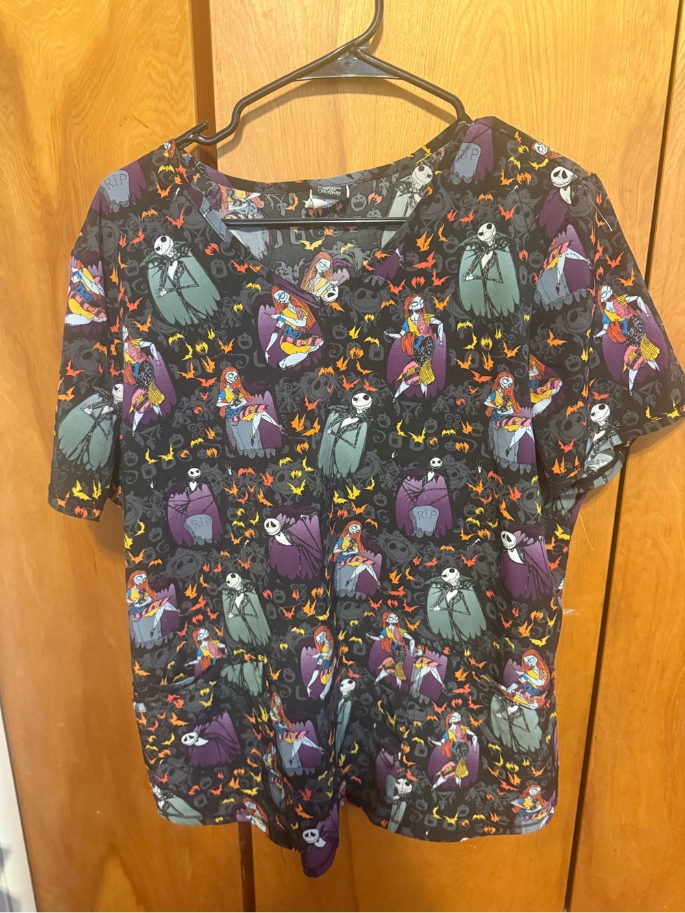 Disney Nightmare Before Christmas Scrub Top Women’s Large L/G Jack Sally V-Neck